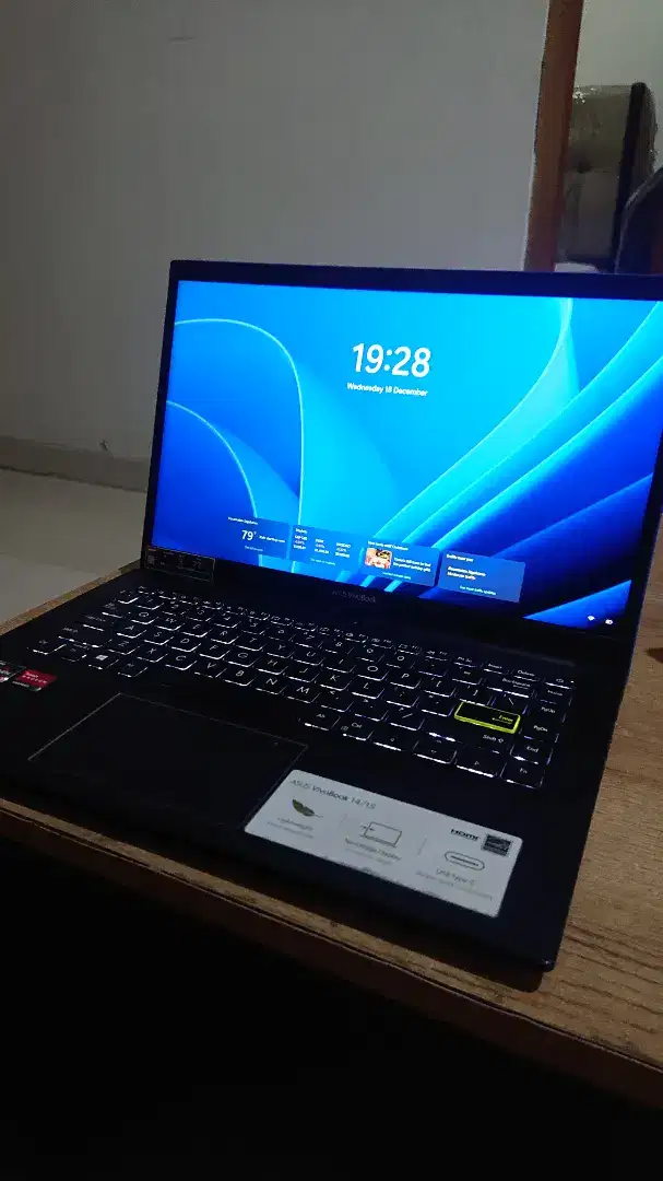 ASUS VIVOBOOK 14 BLUE LIKE NEW UNTUK PELAJAR SMP SMA KULIAH