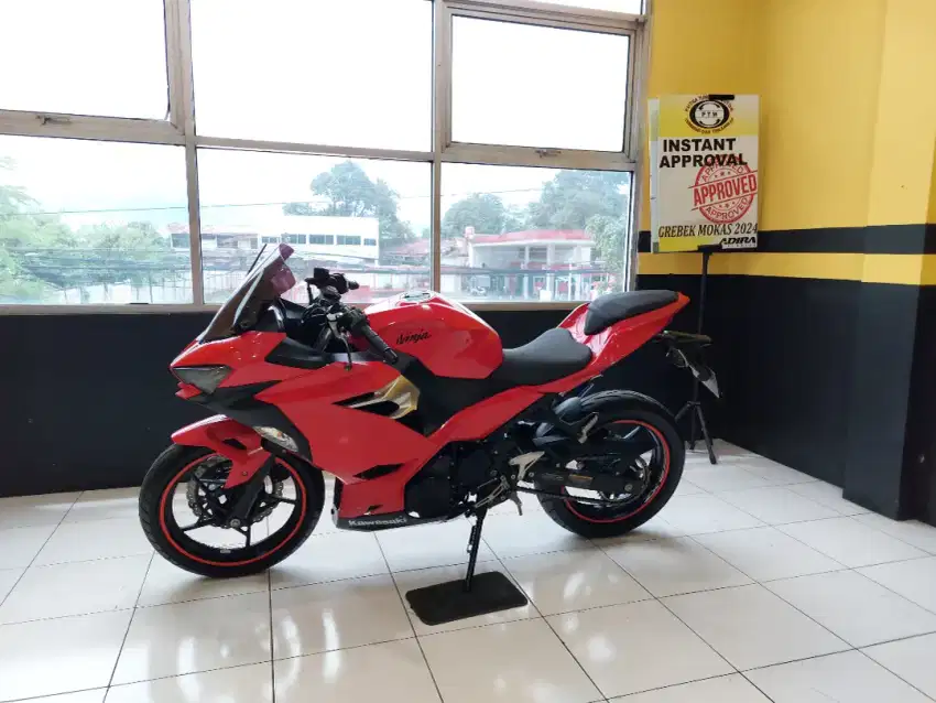 NINJA 250 CC FI MESIN TOP