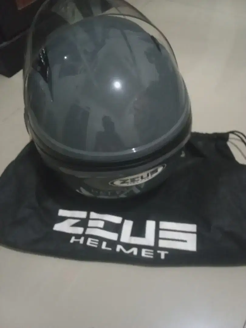 Helm Zeus size XL