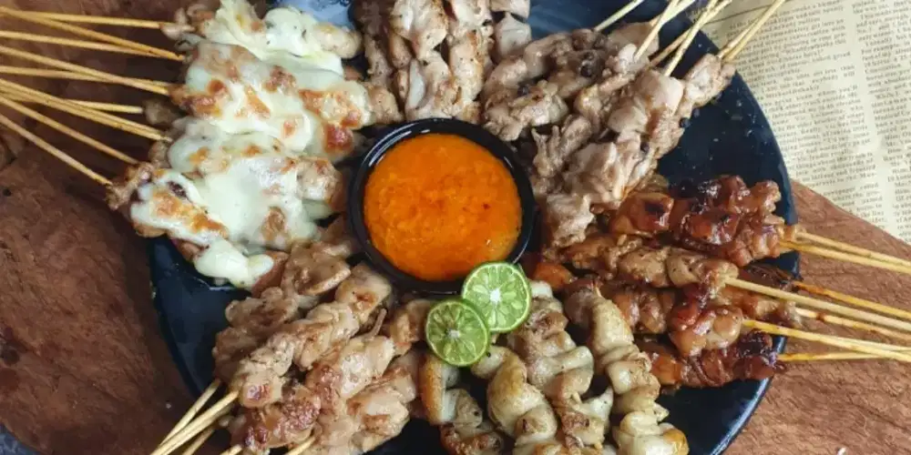 DIBUTUHKAN KARYAWAN PRIA UNTUK BEKERJA DI OUTLET SATE