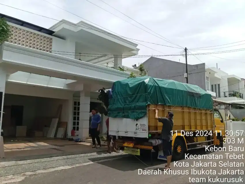 Sewa truk pindahan rumah kantor apartement dll