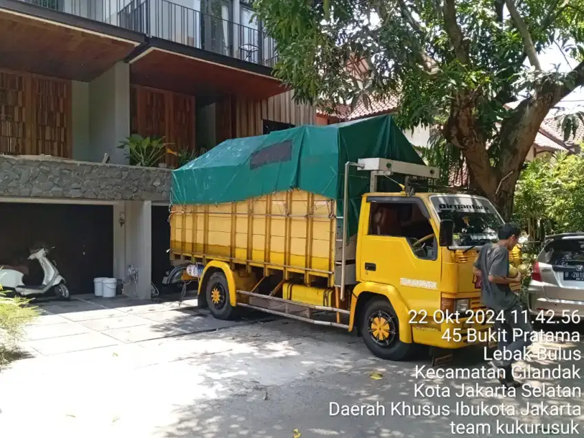 Sewa truk pindahan rumah dan angkut barang lainnya