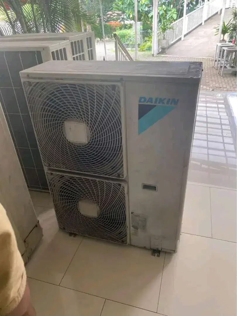 Tampung AC Bekas/Rusak