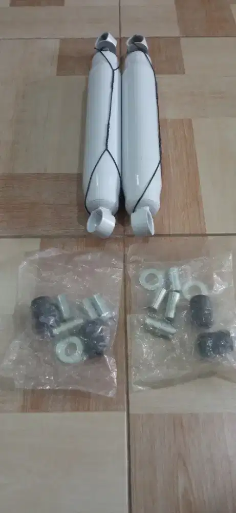 Jual cepat 2 Rough Country 9150 RCX OffRoad Nitro Shocks 650380 USA