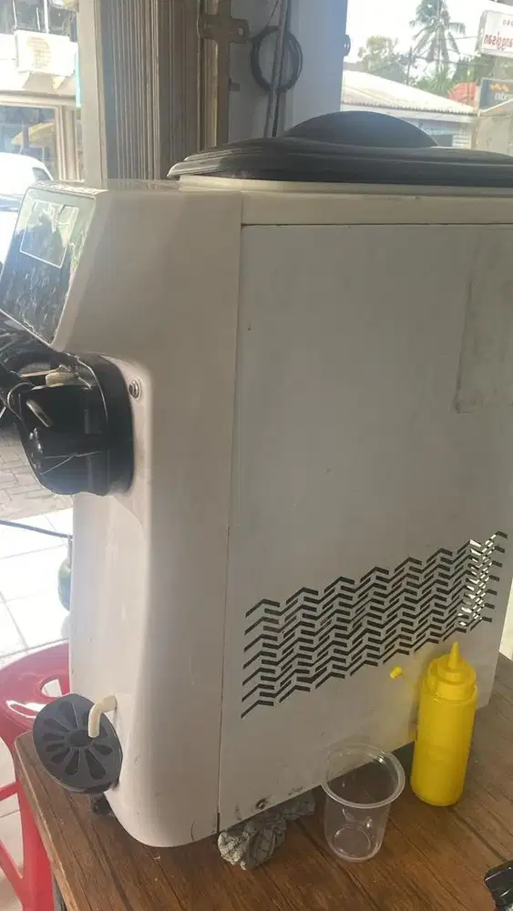 Mesin es krim 1 tungku Toffin