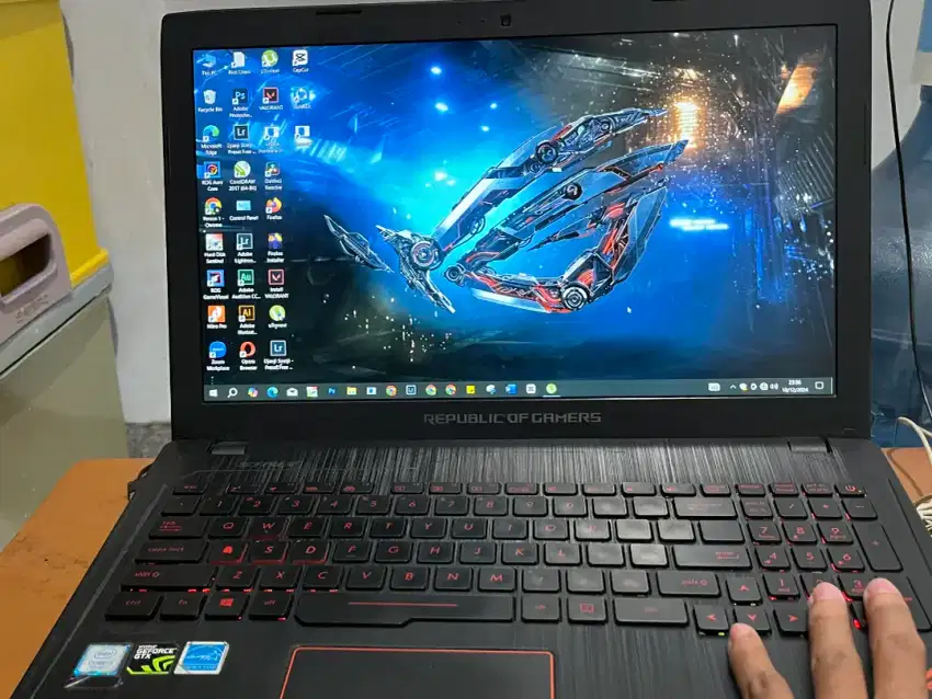 Laptop ASUS ROG Strix