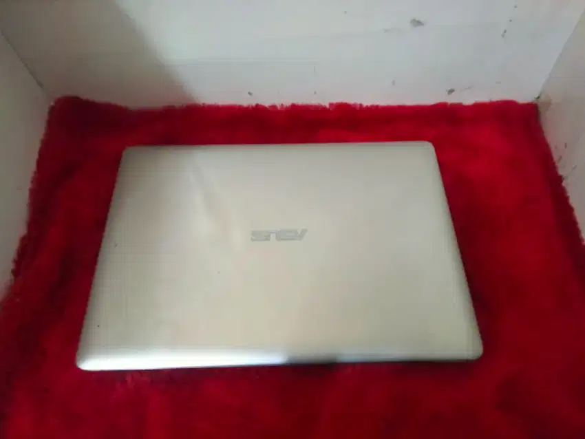 Asus x456uq core i7-7500U/ RAM 8/ssd128/ VGA Intel hd620+Nvidia 940MX