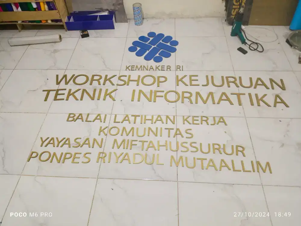 Catting akrilik free disian