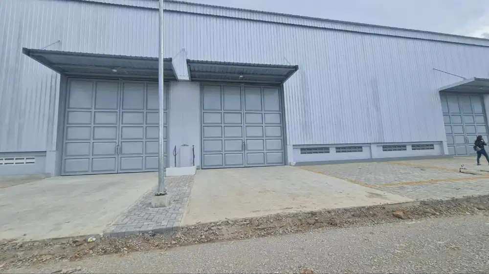 GUDANG INDENT DI PERGUDANGAN MAKASSAR COCOK USAHA INVESTASI STRATEGIS