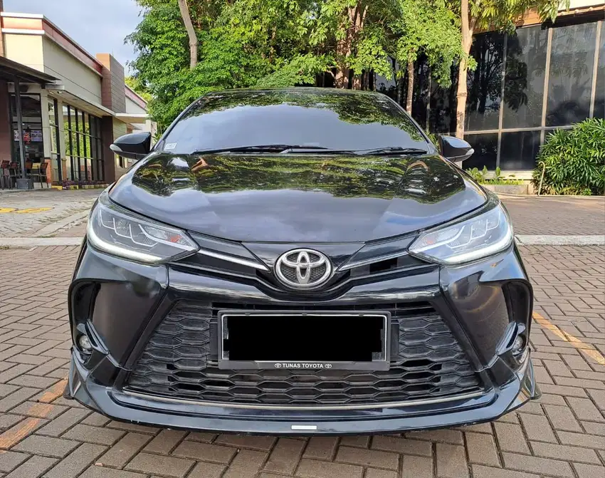 TOYOTA YARIS GR 1.5 AT MATIC 2022 HITAM