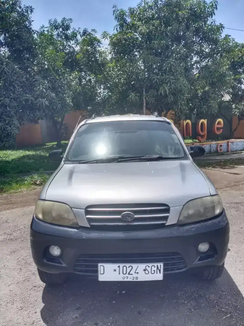 Daihatsu taruna 1999