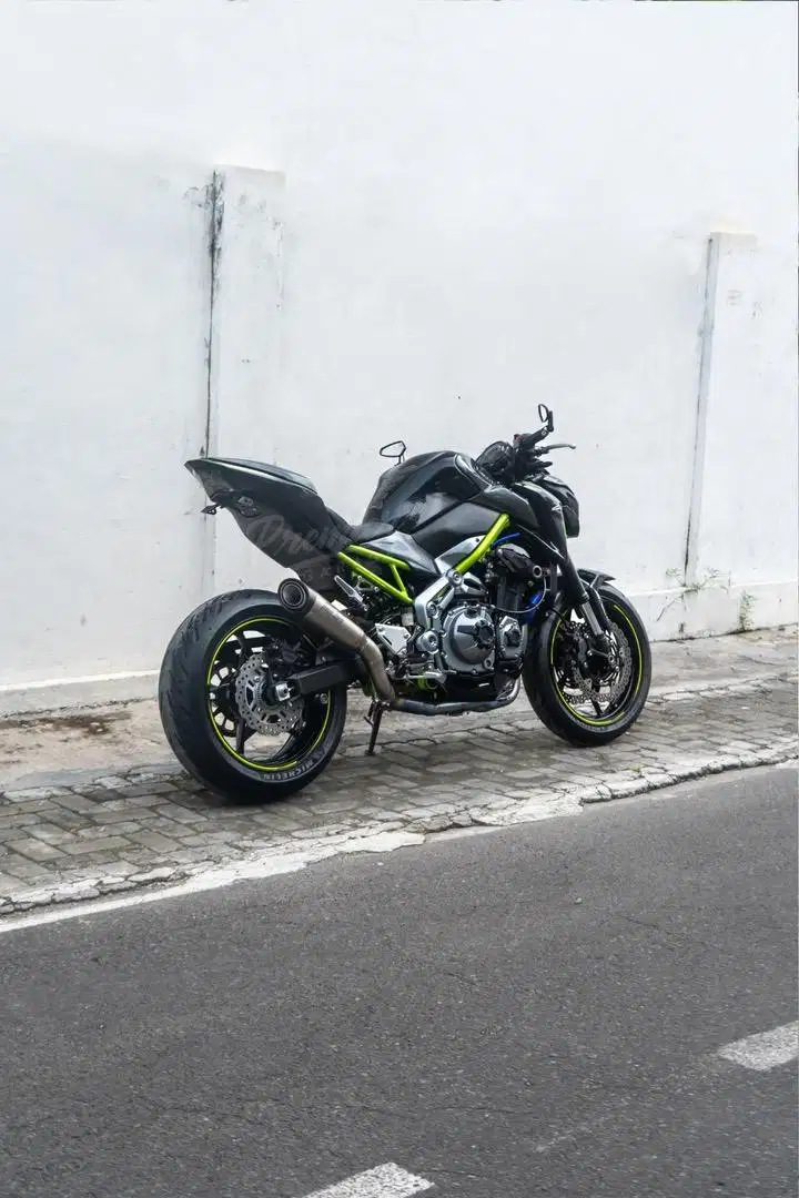 Kawasaki Z900 ABS 1st Gen Th. 2017 LOW KM Mulus