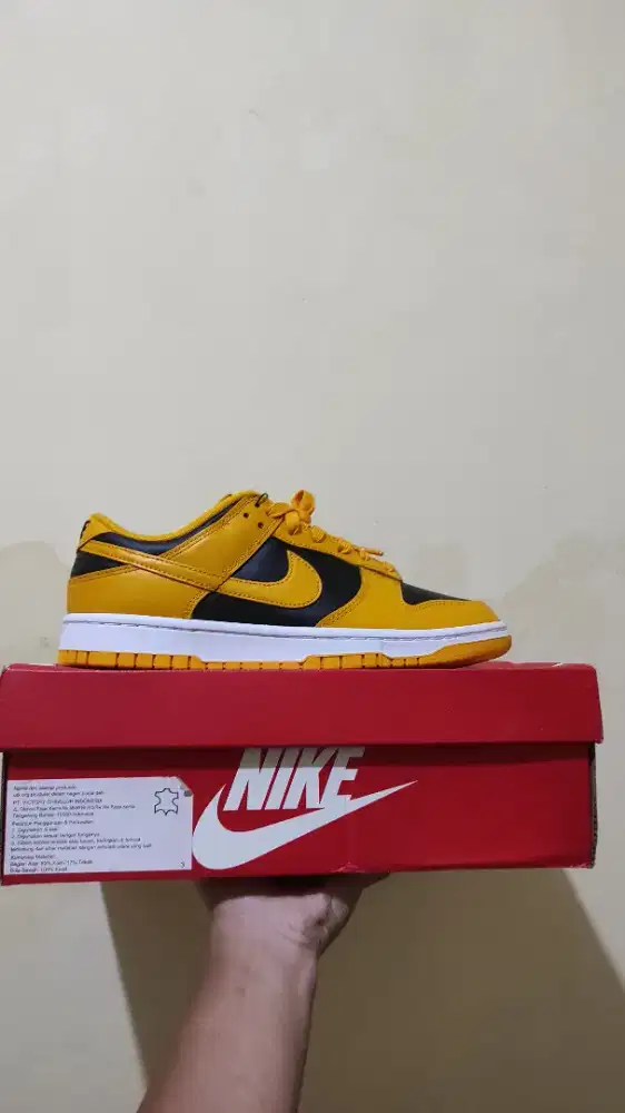 Nike Dung Low Golden Rod
