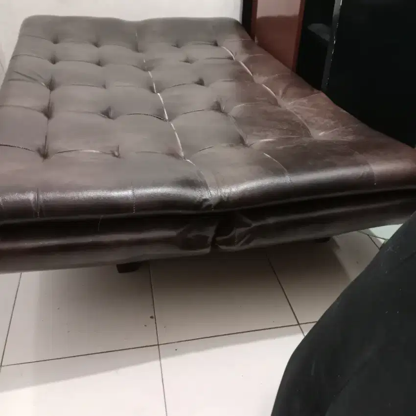 Sofa bed bekas layak pake