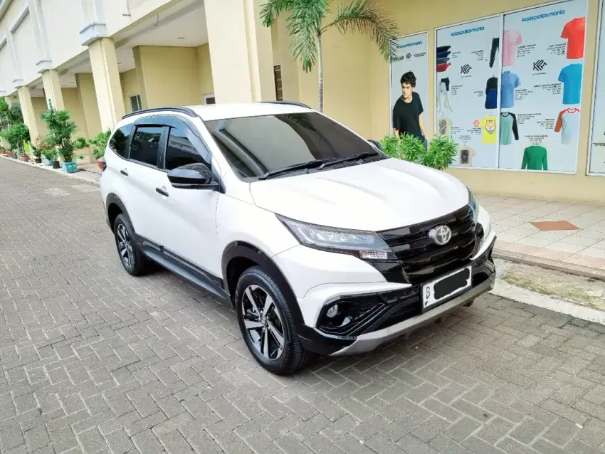 KM 5 RB! TOYOTA RUSH GR SPORT 2024 AUTOMATIC ALL NEW MODEL LIKE NEW