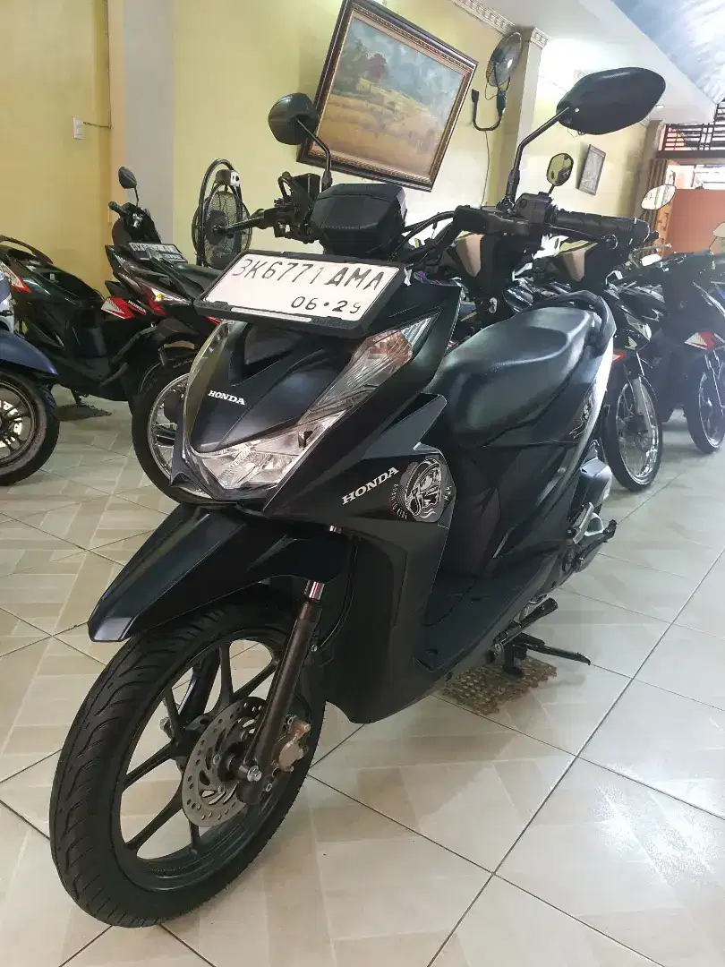 New Beat Street CBS 2024 Cantik Sekali-Odomtr 8.000 KM-plaza motor