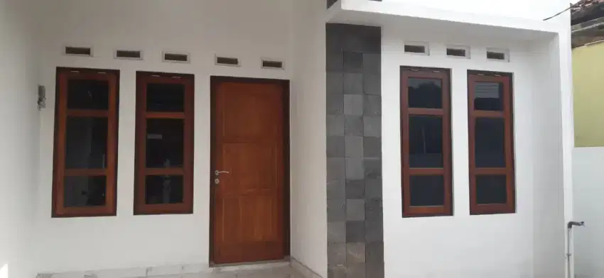 Di kontrakan rumah Di Komplek Perum Pertamina Purwomartani