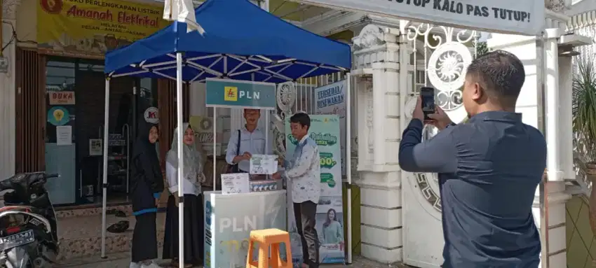 Tenda lipat matic praktis gazebo portable payung buat jualan