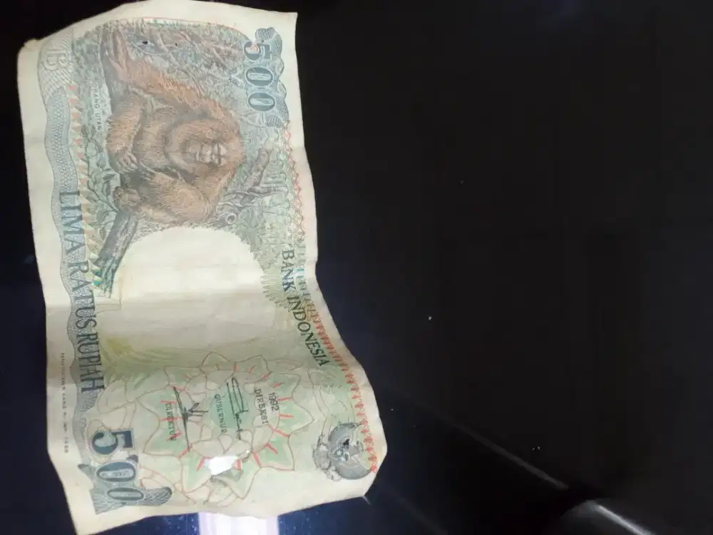 Uang kertas kuno 500 rupiah tahun 1992 untuk penambah rejeki