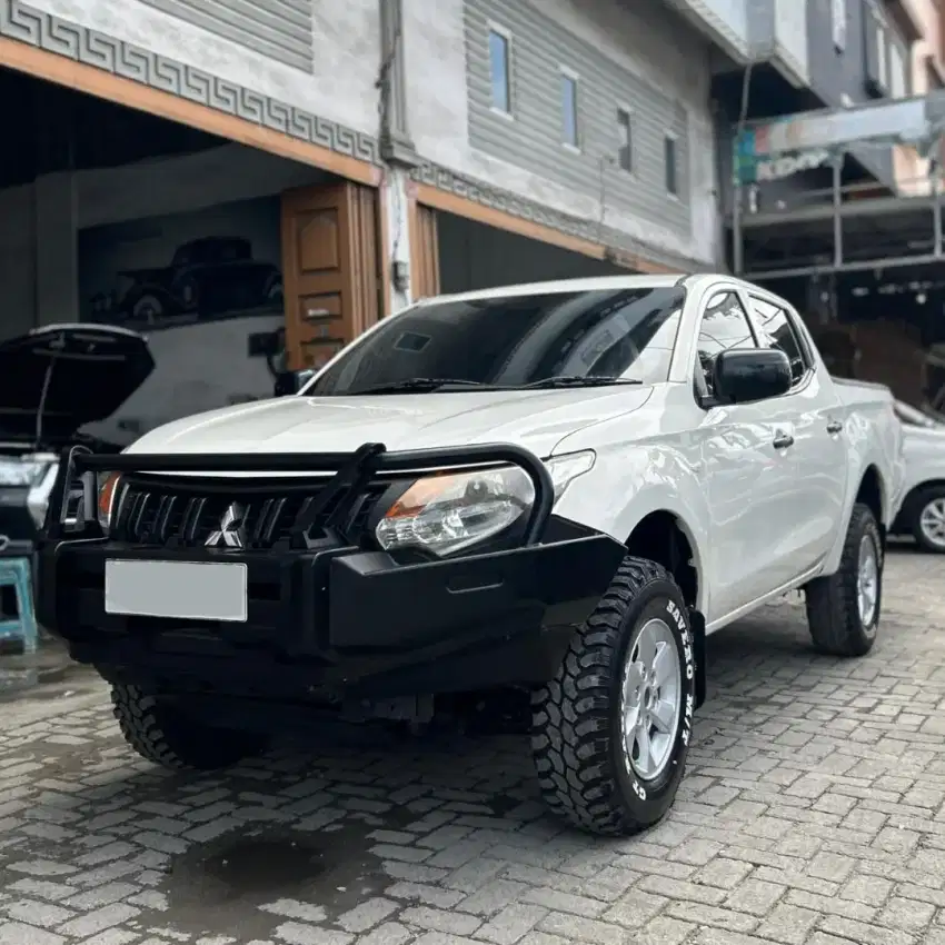 [TDP 40JT] Mitsubishi Triton 2.5 DC HDX 4X4 MT 2018