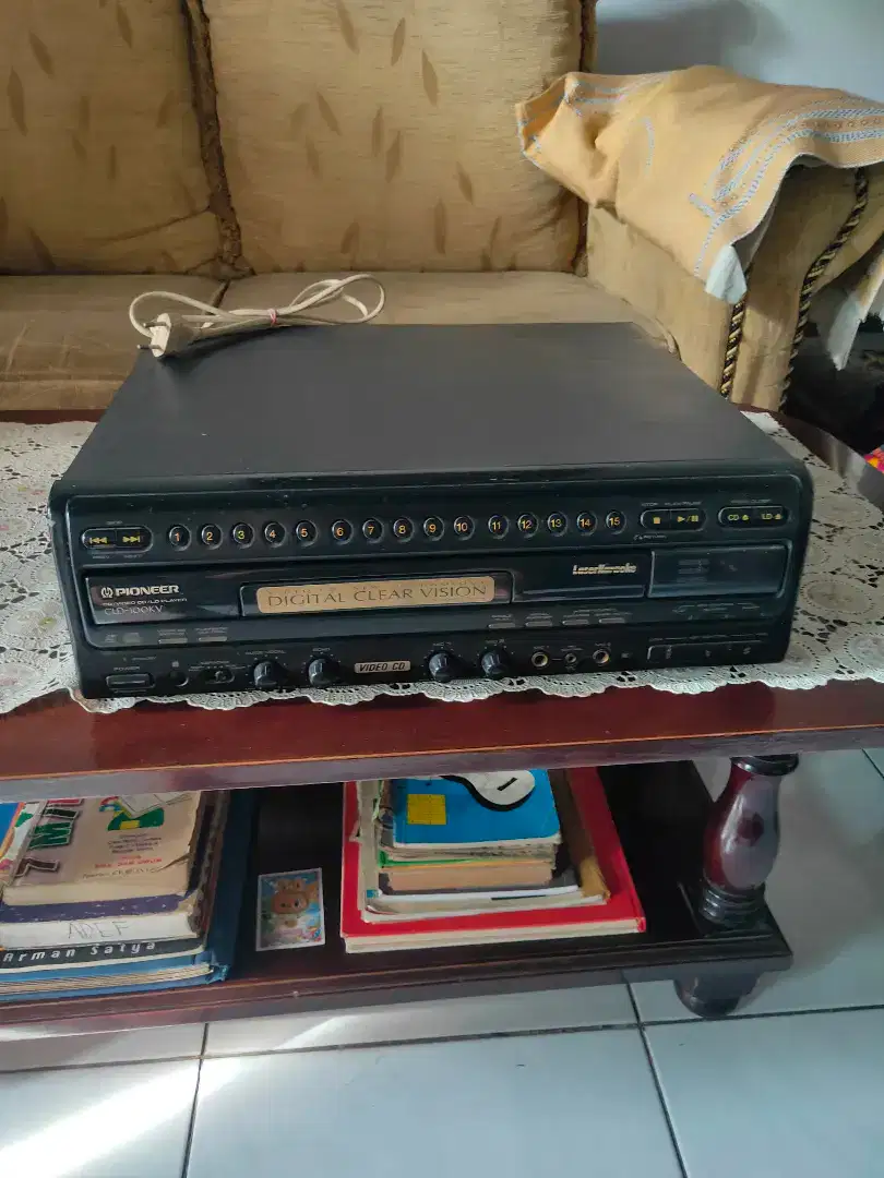 Laser disc player