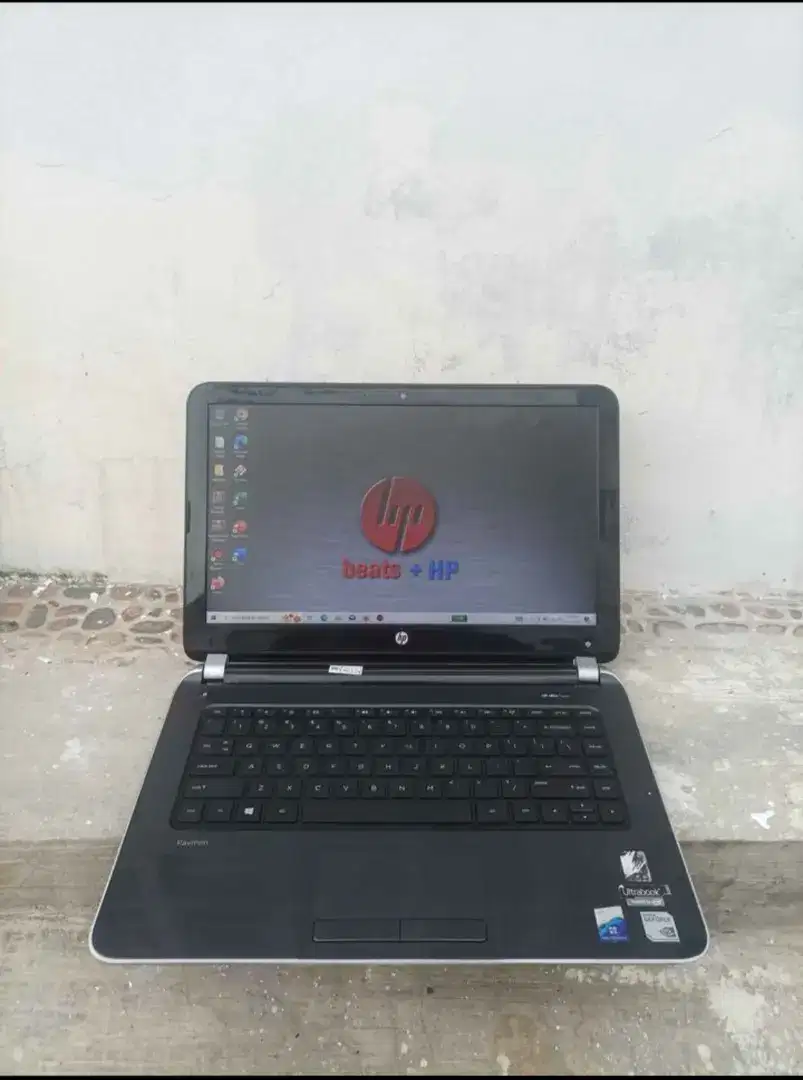 Laptop HP Pavilion 14 N038TX -CORE I5 GEN4 SSD 128GB-8Gb-Desaigner