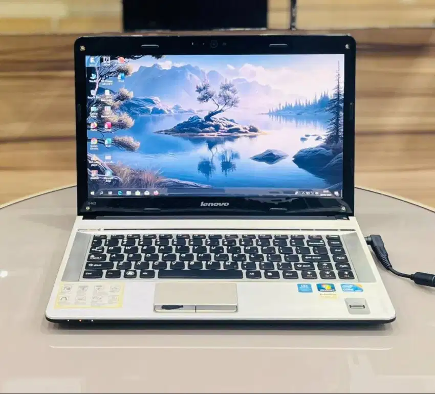 Lenovo Ideapad U460 Core i5 Gen 1 Ram 4Gb Hdd 500Gb Murah R-DC