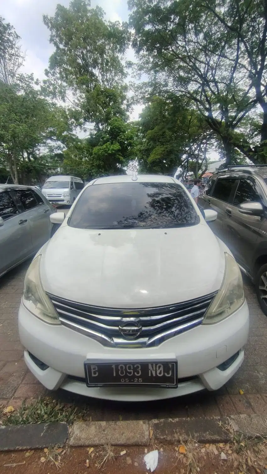 Grand Livina 1.5 SV 2015 Automatic Pajak Hidup Atas Nama Pribadi