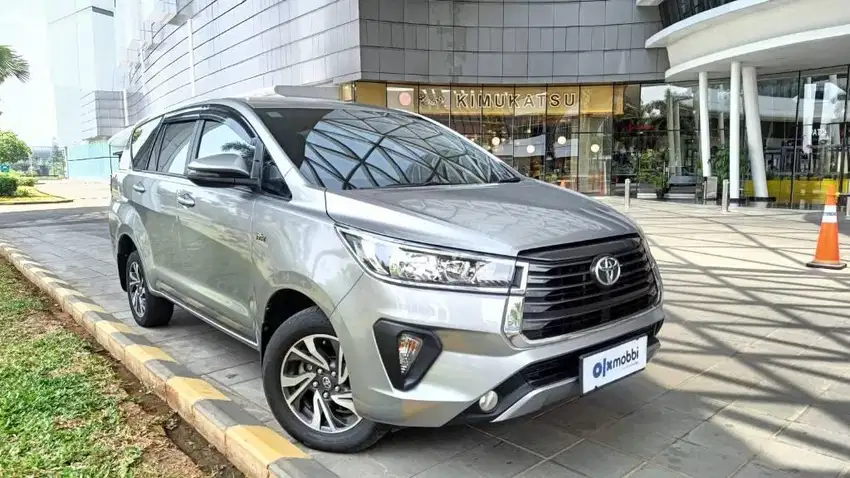 Pajak Panjang -  Toyota Kijang Innova 2.0 G Bensin MT 2021 Silver