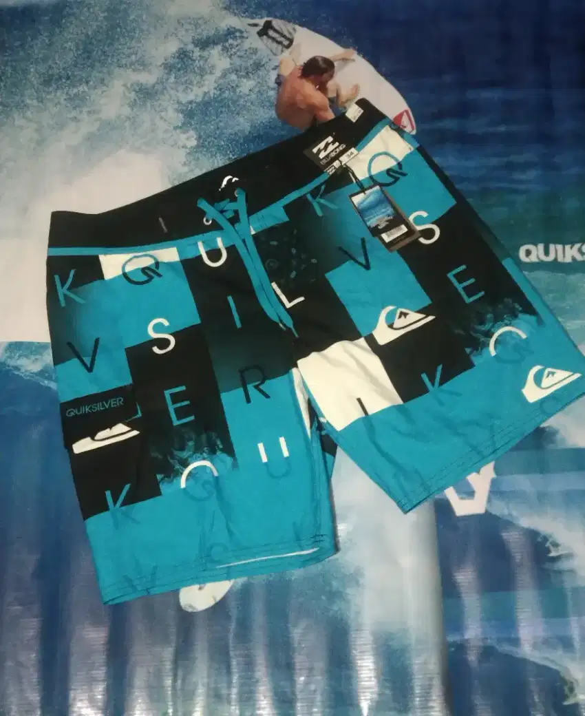 Celana Pendek Pria(Boardshort) BILLABONG Original (Size 32).