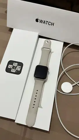 JUAL IWATCH SE (Gen 2)  40mm SECOND