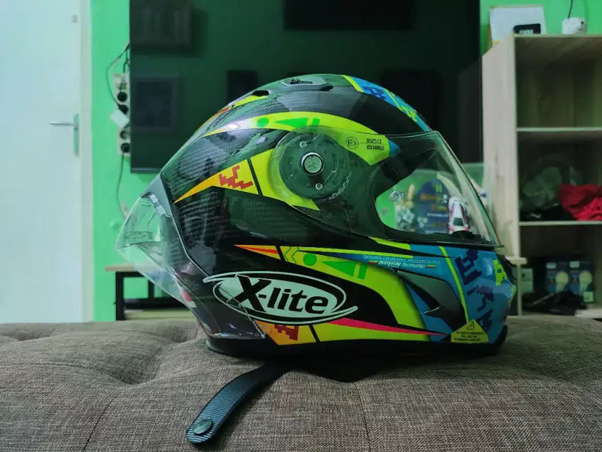 Helm Xlite Nolan X803 spoiler RS Leon Camier Ultra Carbon size L mulus