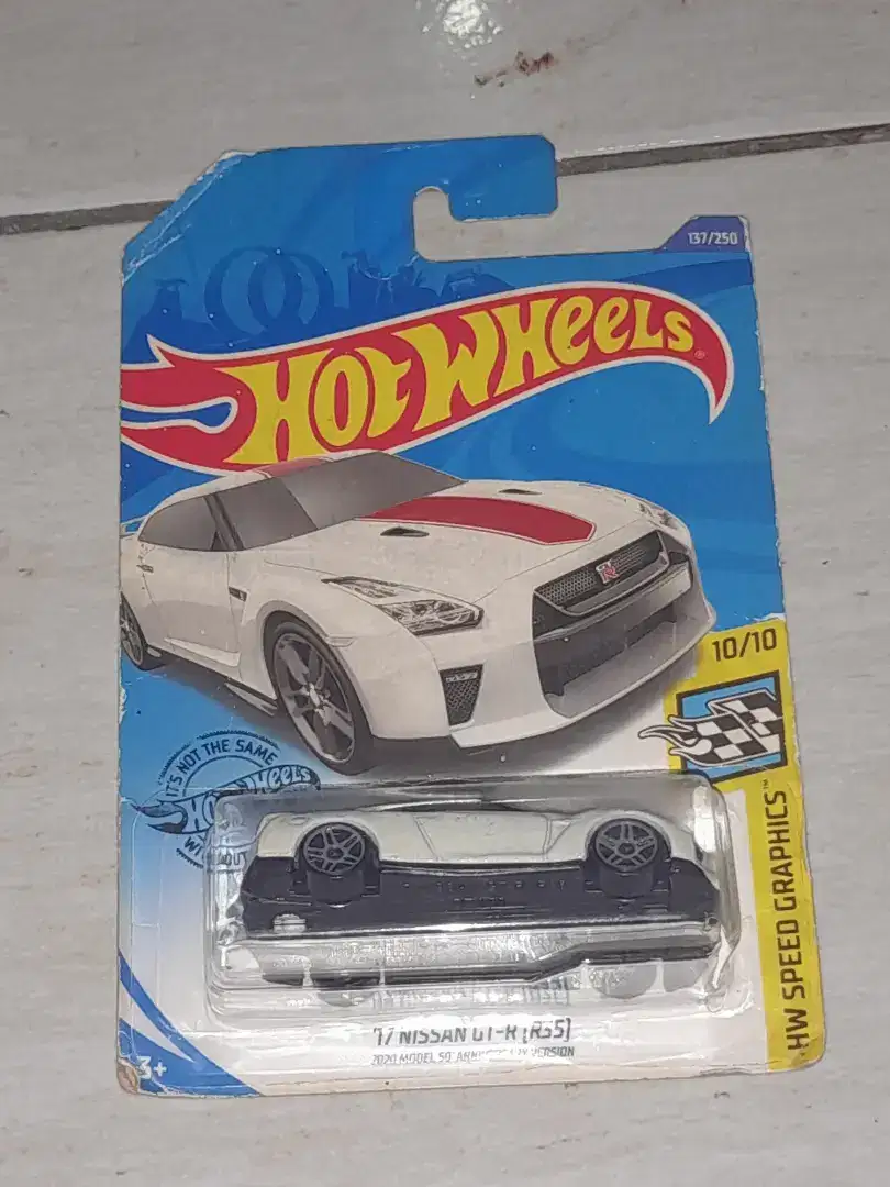 Hot wheels nissan gtr