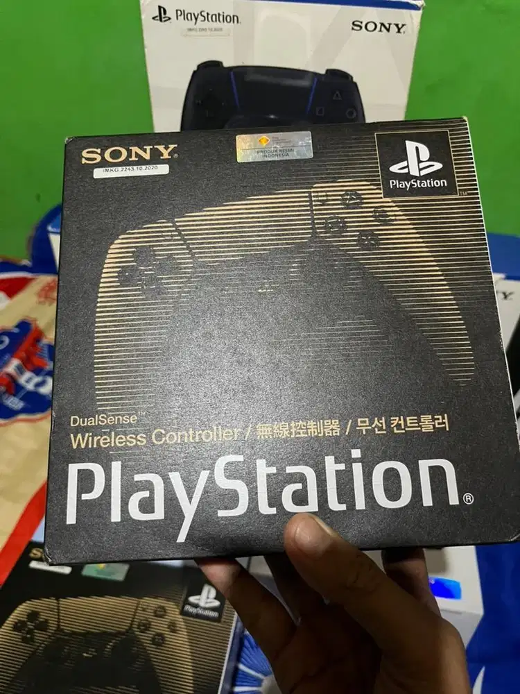 Dualsense PS5 Limited edition 30th anniversary