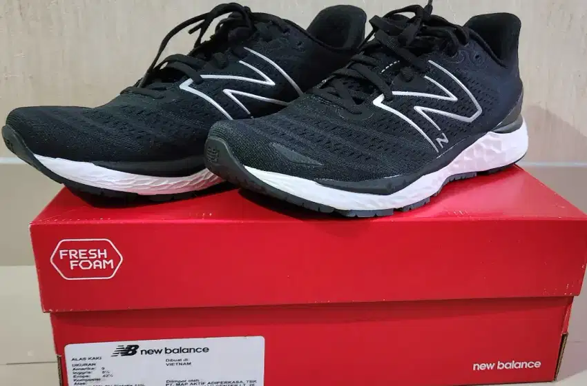Sepatu New Balance Running Fresh Foam
Size EU 42.5 / US 9