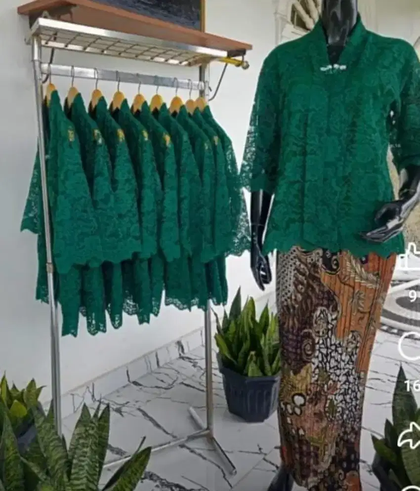 Kebaya Kartini Eanita