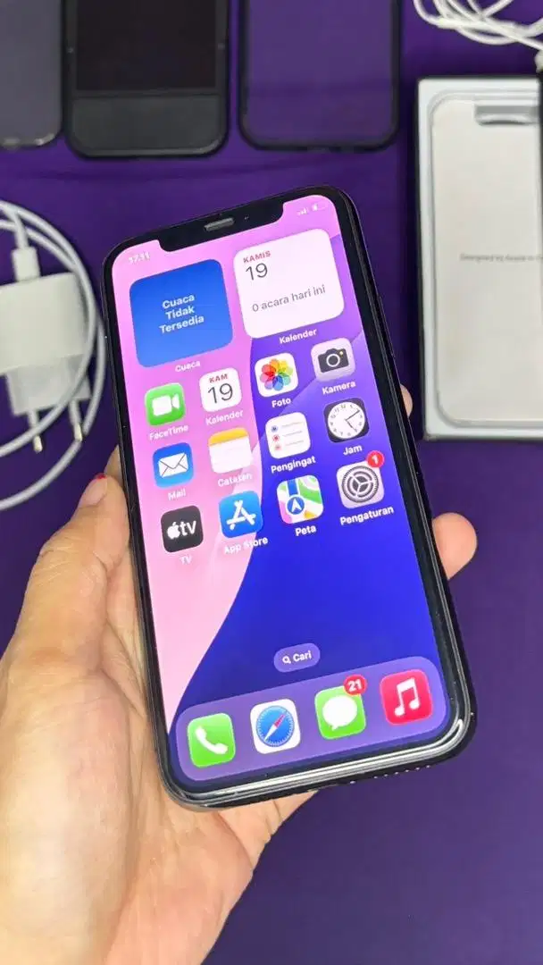 iPhone 11 Pro Resmi Fullset