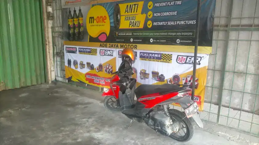 Jual Vario merah murah