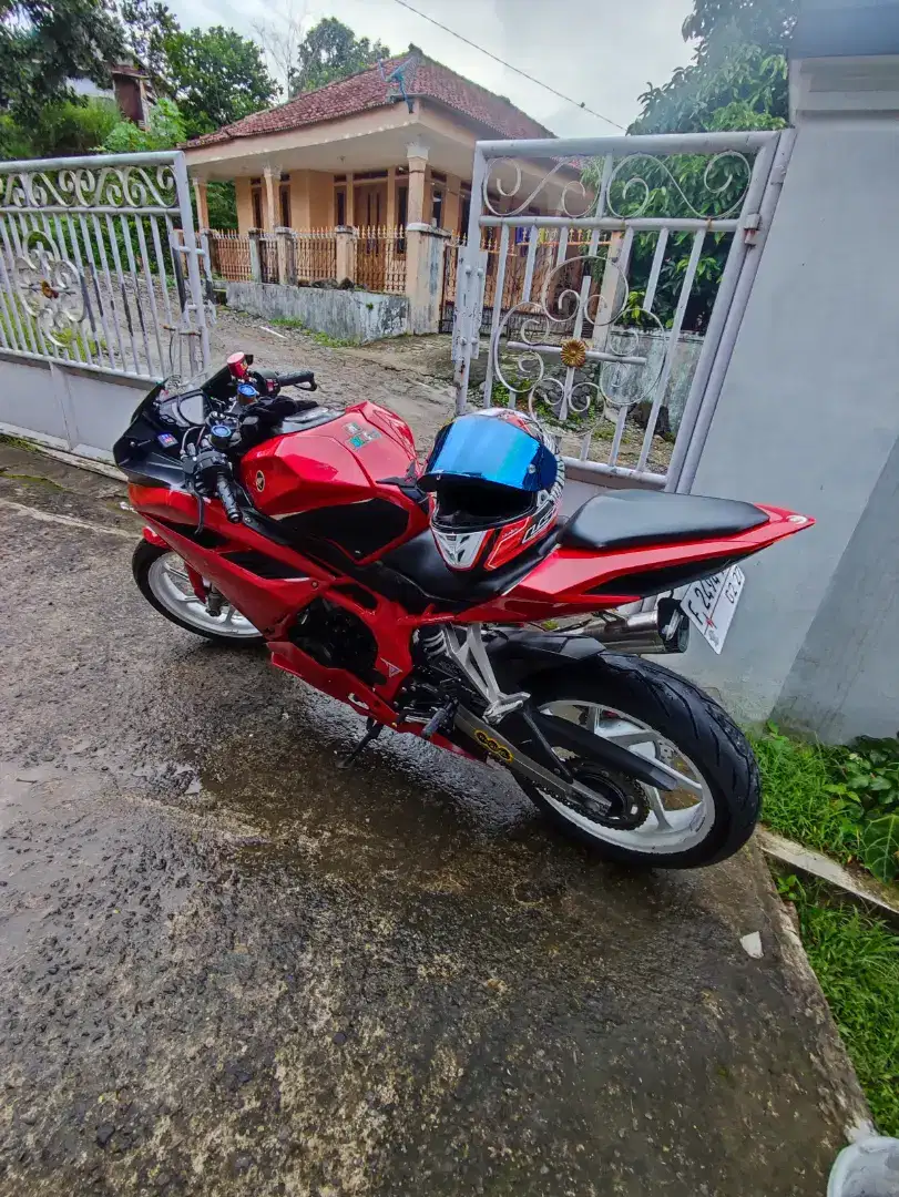 Honda CBR 250RR 2016