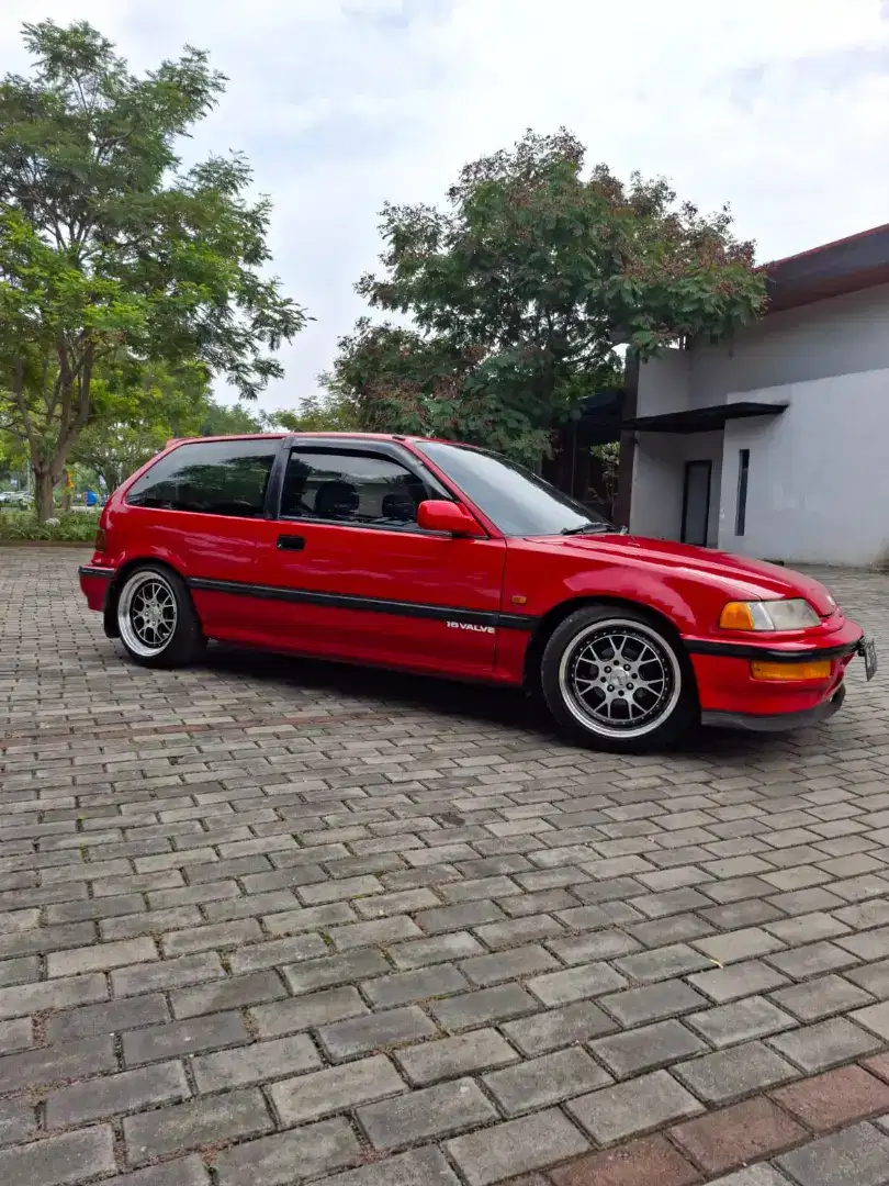 Honda Civic Nova  THN 1990 MT pajak on 06/25 hrg Rp 85.500.000 nego