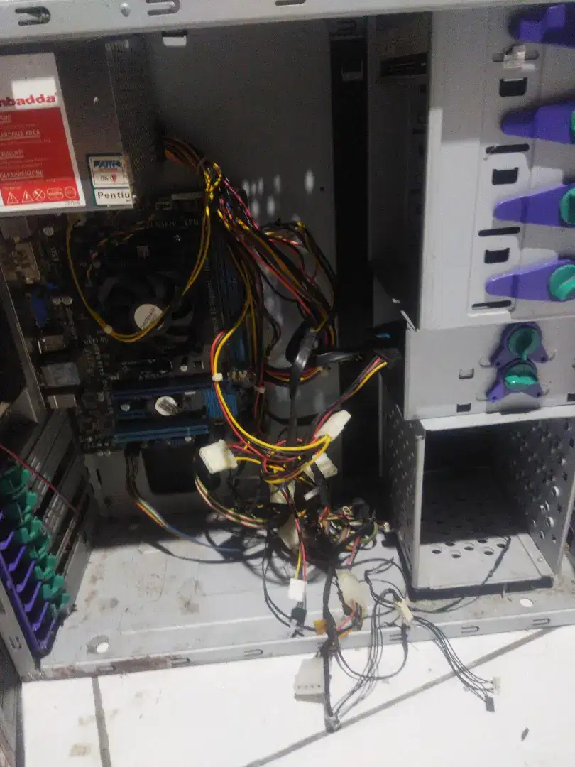 1 unit PC AMD apu 5300