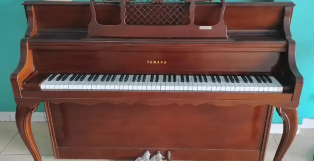 piano yamaha B.up Japan