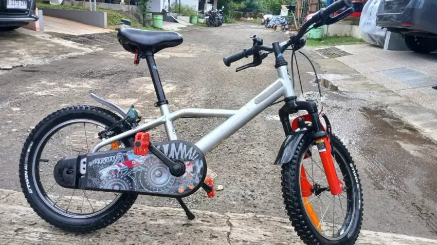 Dijual sepeda anak kondisi masih bagus