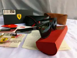 JUAL KACAMATA RAY - BAN FERRARI ORIGINAL BEKAS SEPERTI BARU