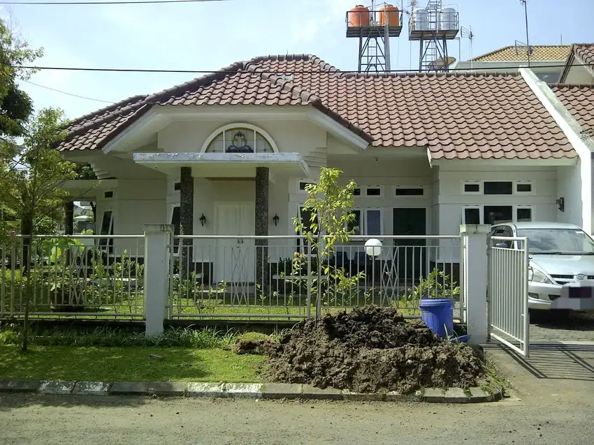 Rumah Mewah Hook Komp Elit Batununggal Kota Bandung dk Tol