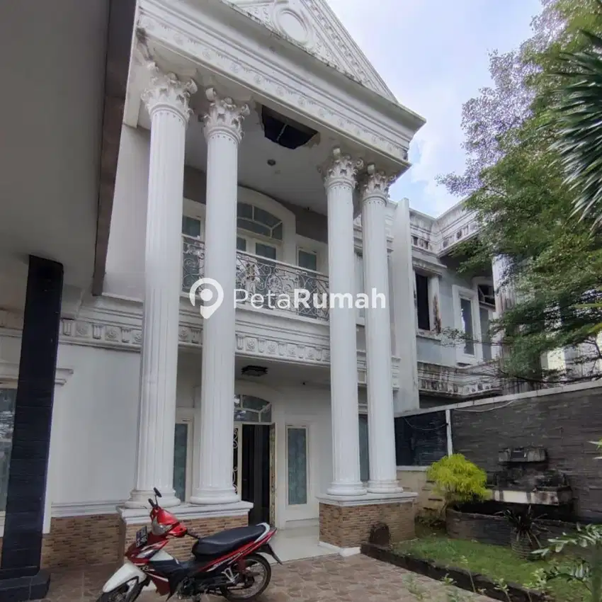 DIJUAL VILLA KOMPLEK TAMAN SETIA BUDI INDAH II (WIBOWO)