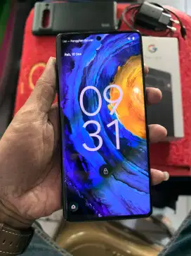 Jual hp Google pixel 7 pro 128gb hitam harga nego