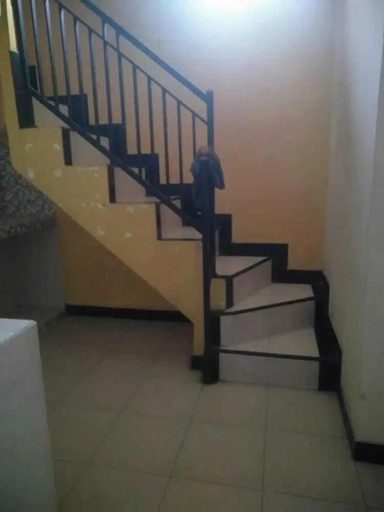 RUMAH KOS TLOGOMAS DINOYO JANTUNG KAMPUS MALANG