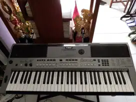 Keyboard Yamaha PSR E 443