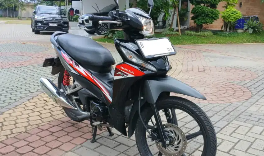 Honda Revo X 2024 Baru 4 Bulan Pakai/Velg Racing/STNKHidup/OrisinilCat